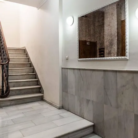 Urbanchicmalaga Historic With Private Patio Apartment